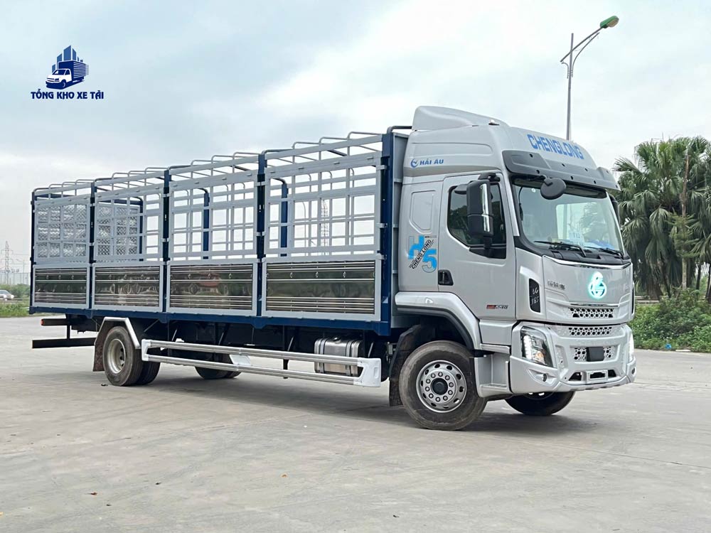 XE TẢI CHENGLONG 8 TẤN H5 240HP THÙNG 9M9